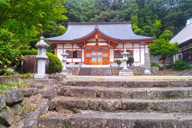 天寧寺・近藤勇の墓